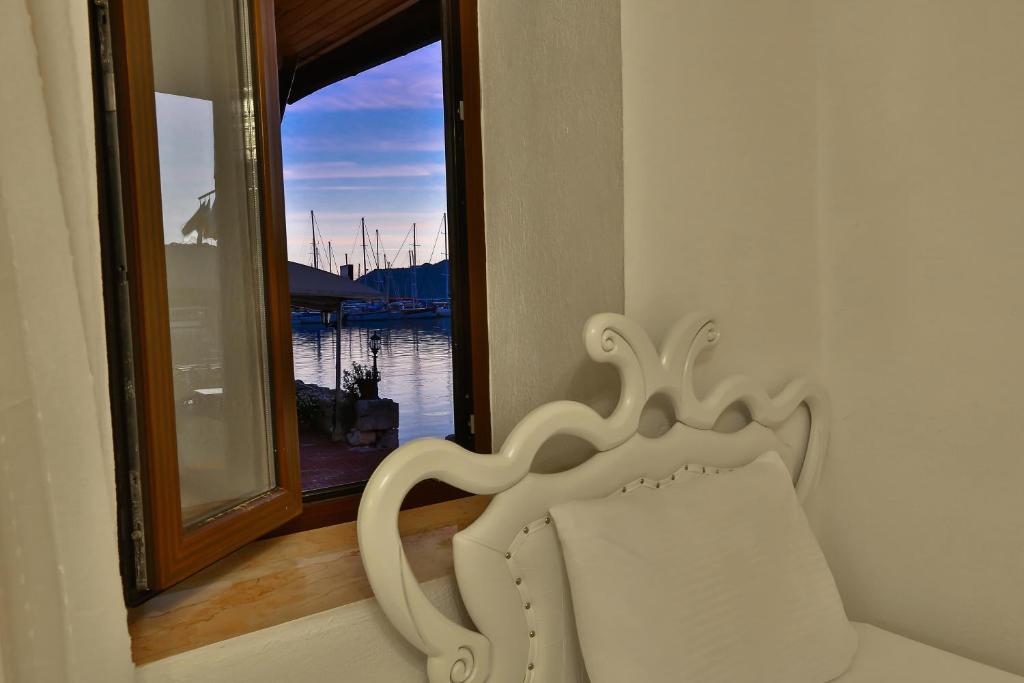 Kekova Theimussa Hotel Kaleucagız Eksteriør billede