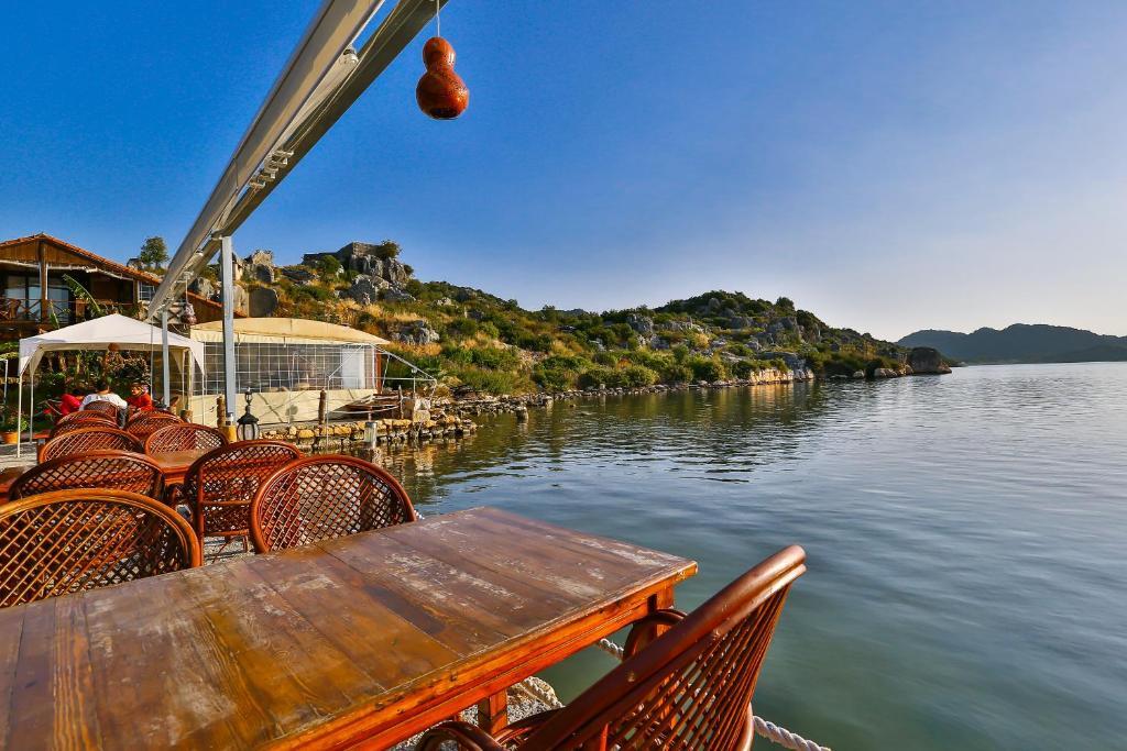 Kekova Theimussa Hotel Kaleucagız Eksteriør billede